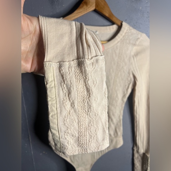 Free People Intimately Bodysuit in Cream Size S Cable Knit Long Sleeve Ribbed. - Picture 6 of 10